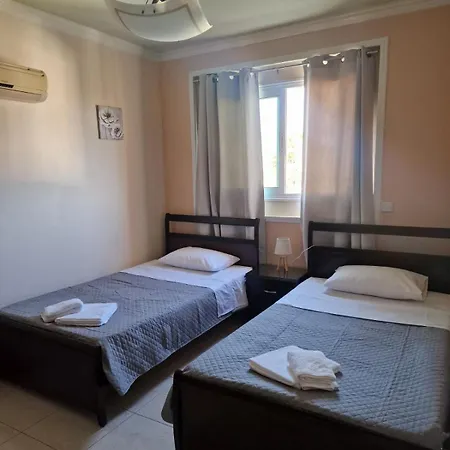 Villa Family House *